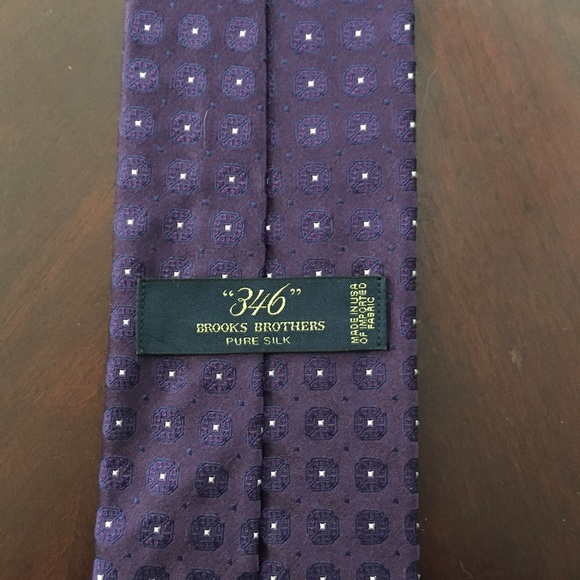 Brooks Brothers tie - Picture 2 of 2